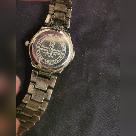 Ladies Vintage Charles Raymond Quartz Watch - Picture 6 of 12